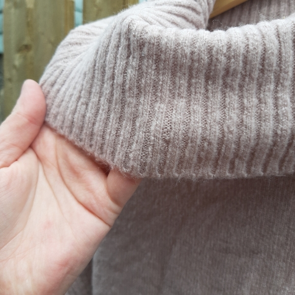 Dynamite sweater - Picture 4 of 4